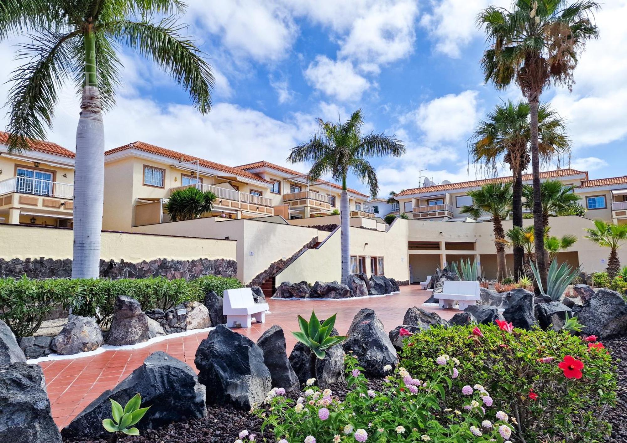 2 Wings Tenerife - Apartment Chayofa Екстер'єр фото